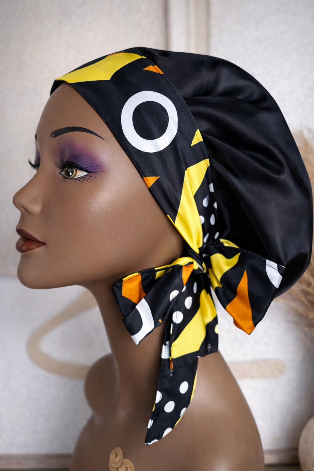Bonnet satiné  "Nuit d'Or à Alger" Collection Nuits d'Afrique