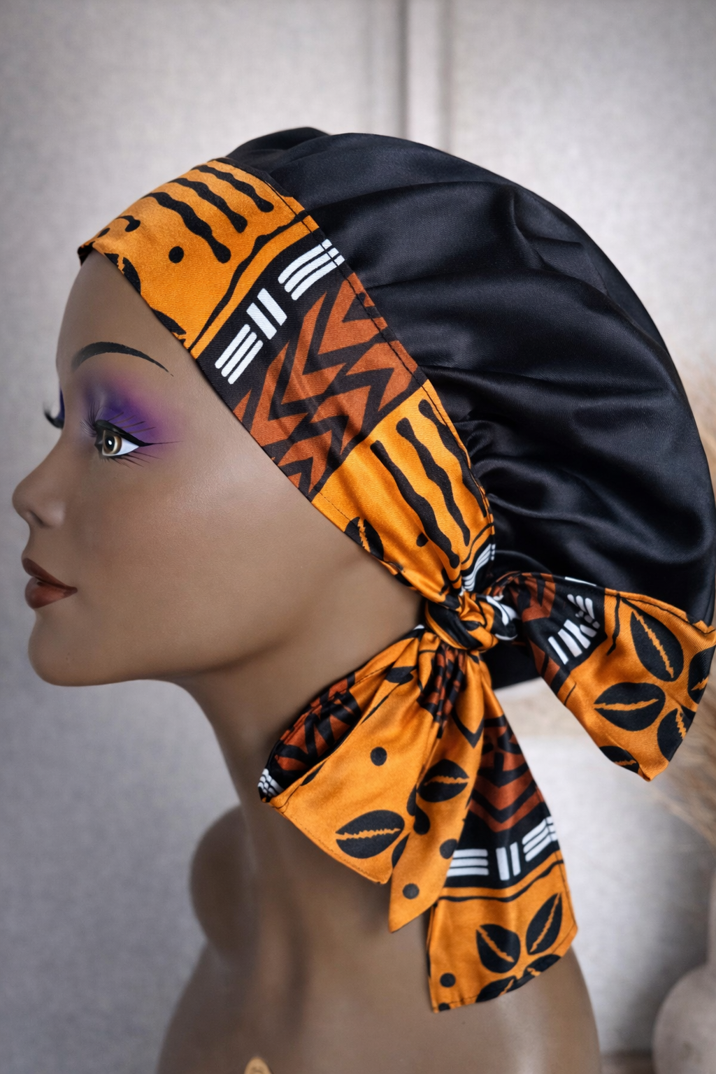 Bonnet satiné  "Satin de Douala" Collection Nuits d'Afrique